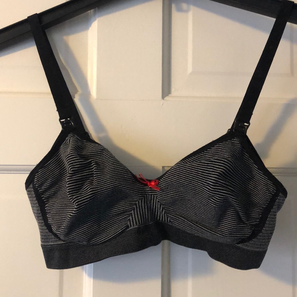Nursing bra